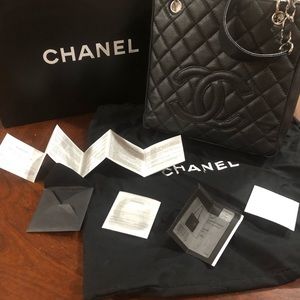 Chanel Caviar quilted black authentic bag